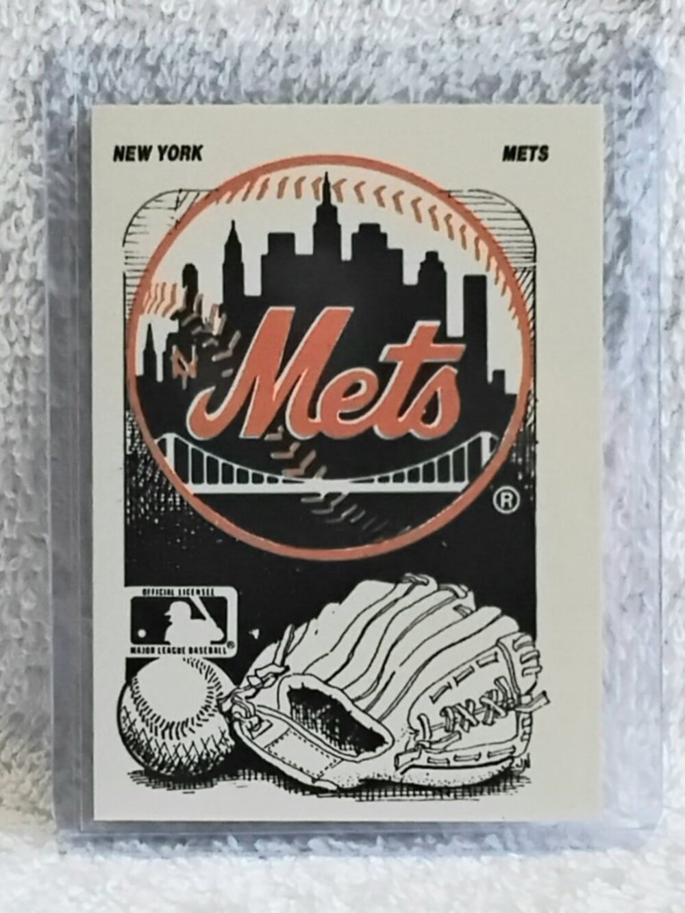 3/$15 Mint 1987 Fleer Update New York Mets MLB Team Logo Sticker Card!!